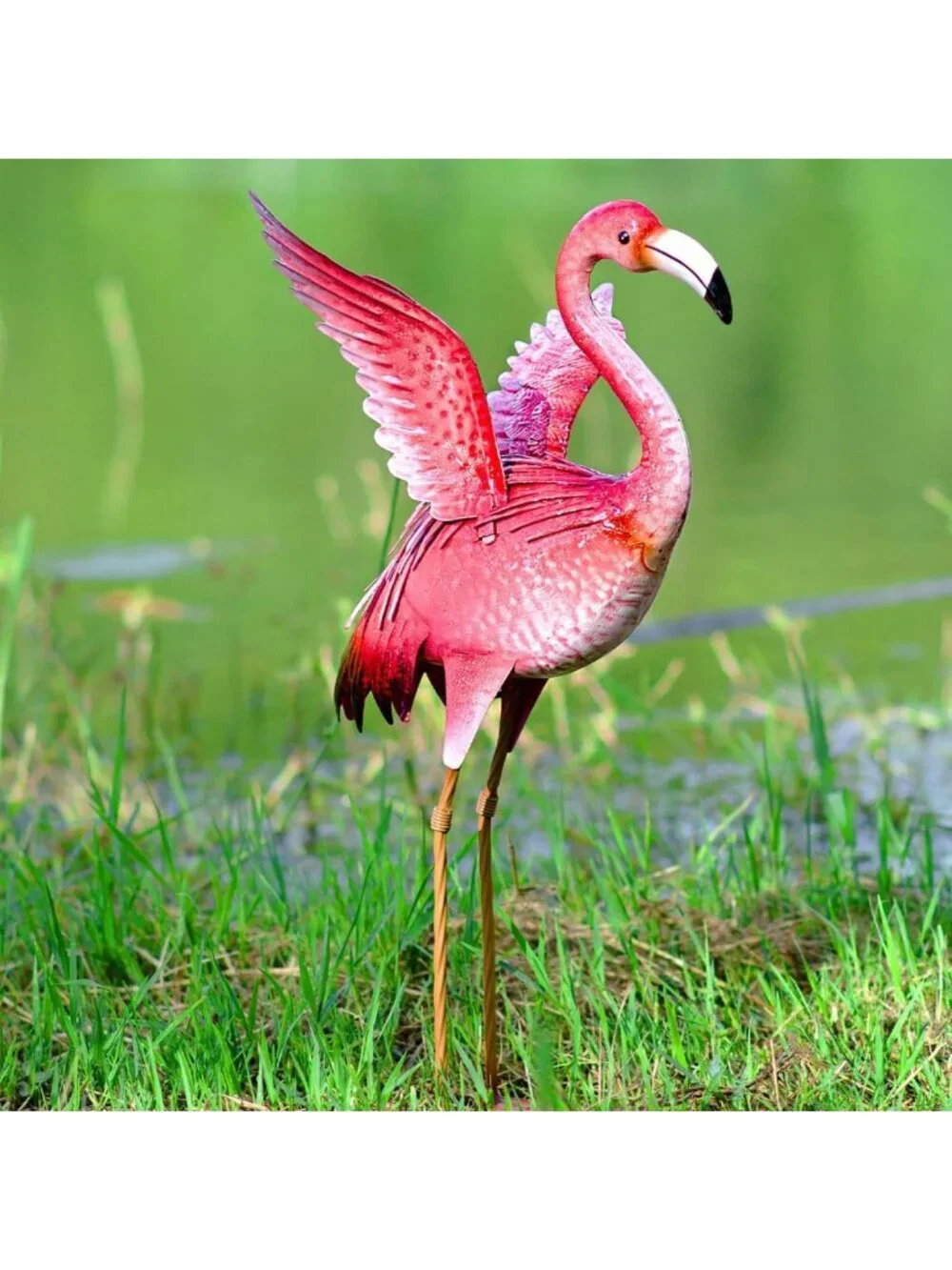 Charming Pink Flamingo Garden Statue - Outdoor Metal Bird Yard Art Decor